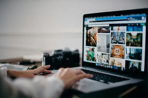 Quel débit faut-il choisir pour son offre fibre (et à quel prix) ?