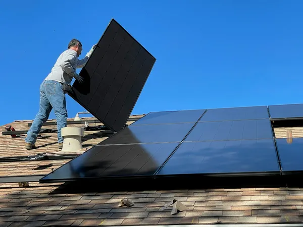 Astuces pour trouver des panneaux solaires pas chers et économiser sur l'énergie